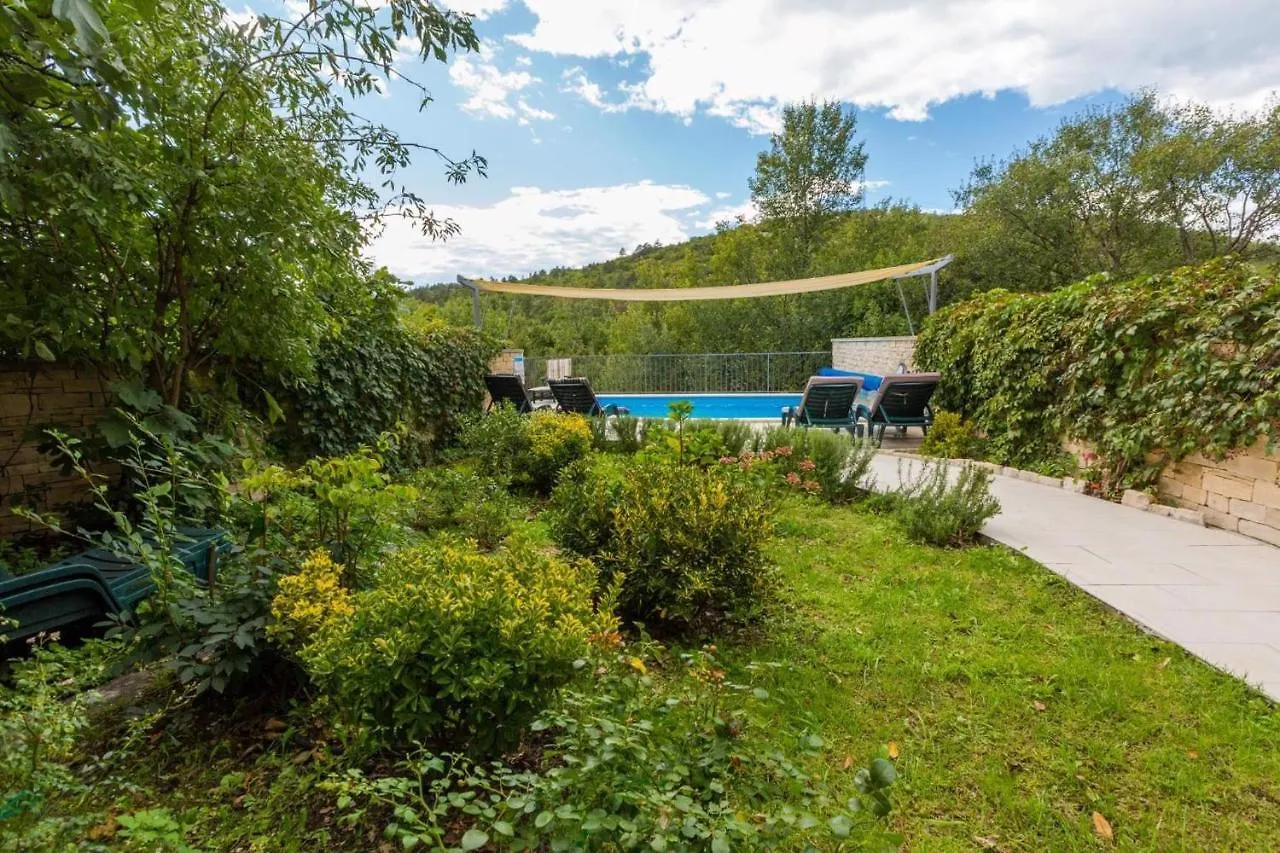 Holiday Home In Krizisce 40737