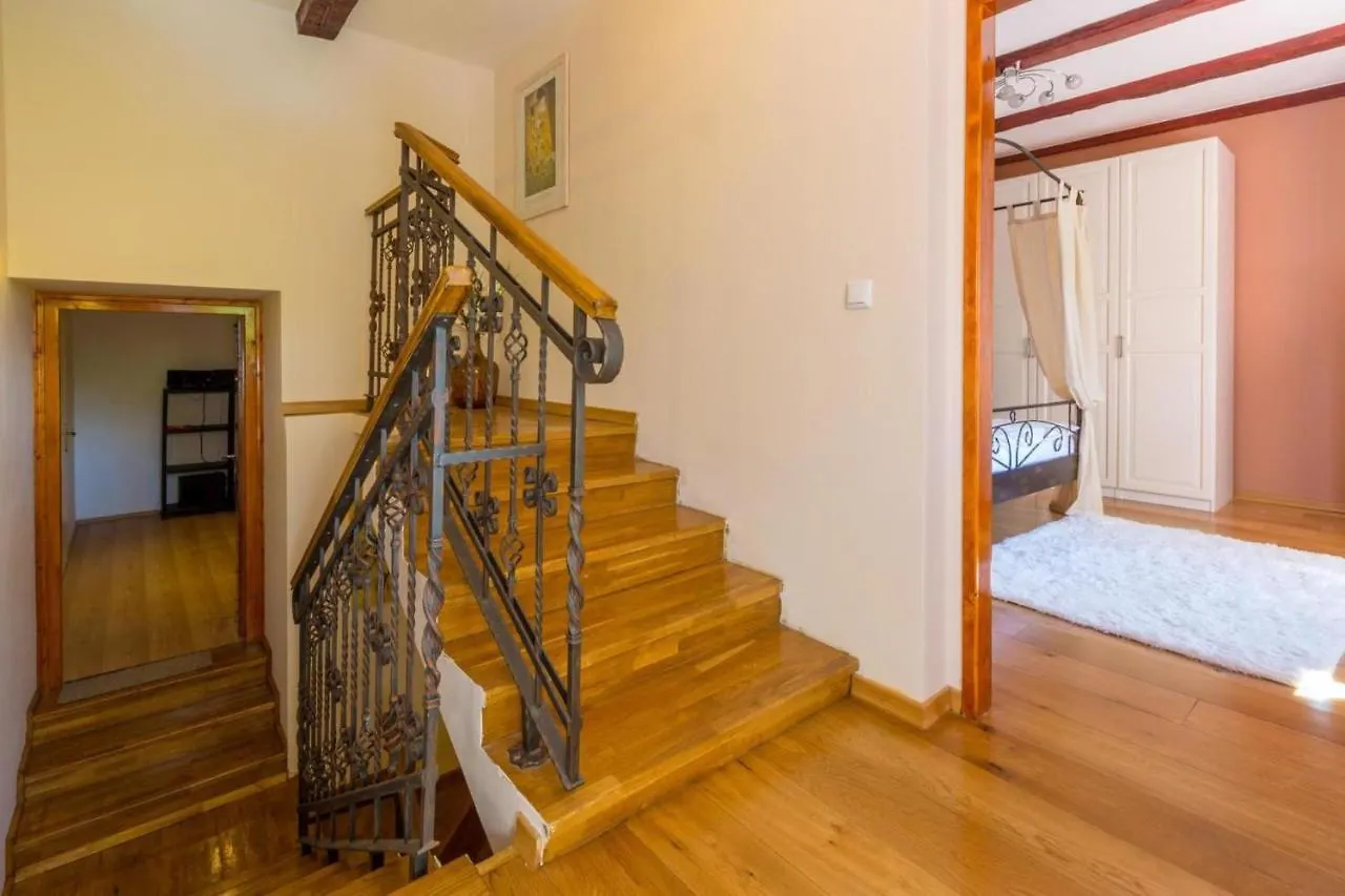 Holiday Home In Krizisce 40737